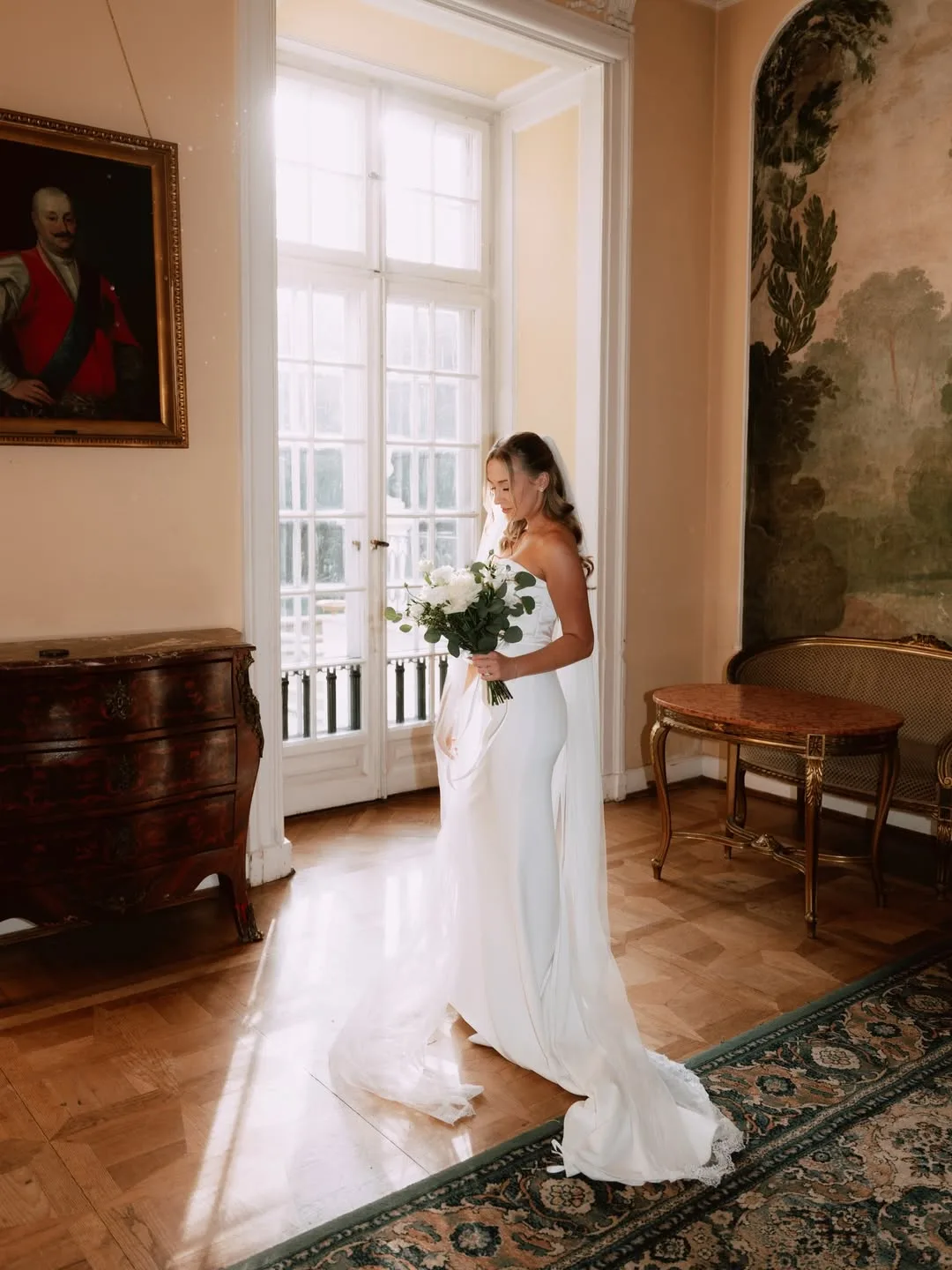 Aleksandra w sukni Jasmine